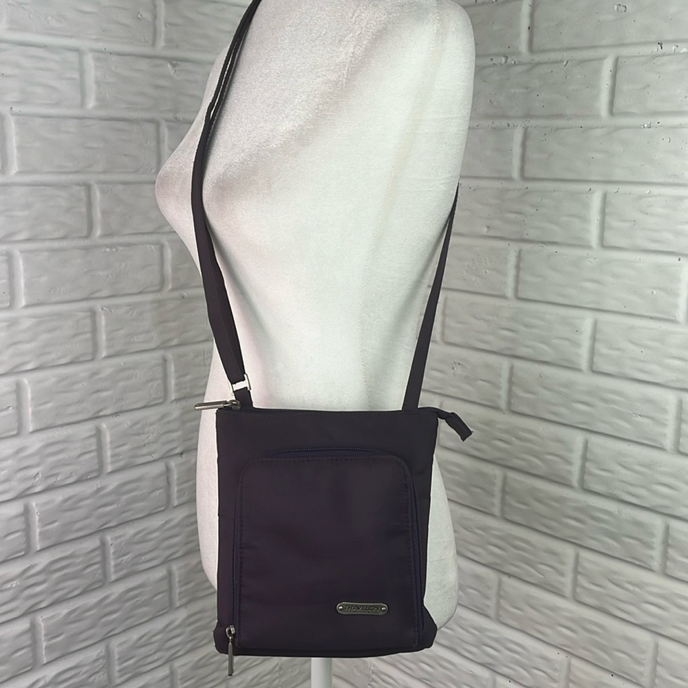 Travelon Black Crossbody Bag
